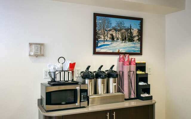 Motel 6 Anchorage, AK - Midtown
