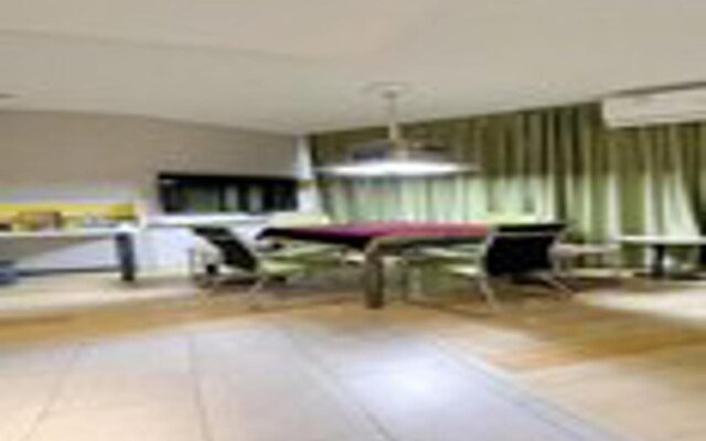 Vatica Chaohu City Er Street Xiangyang Road City Le Fu Plaza Hotel