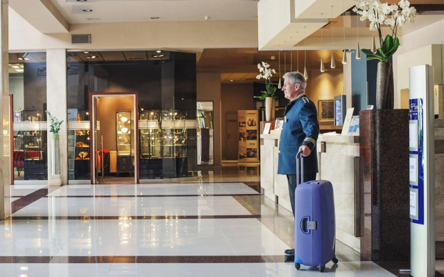 Booking Hotel & Spa