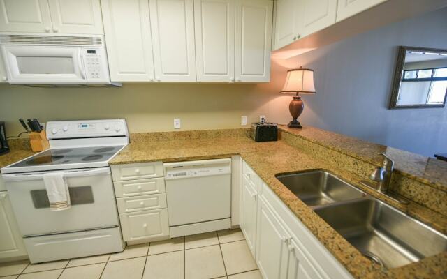 The Beach Front Apartment 3
