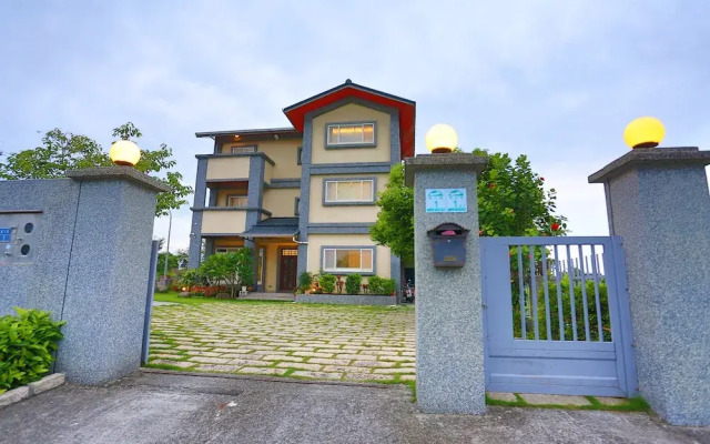 Warm Yilan B&B