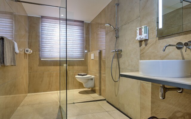 Bubali Luxury Apartments - Adults Only - Wheelchair Friendly