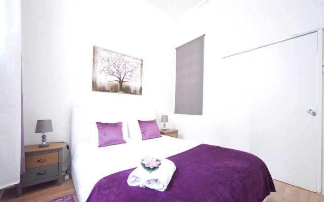 Property With 2 Bedrooms In Lisboa With Wonderful City View Balcony And Wifi