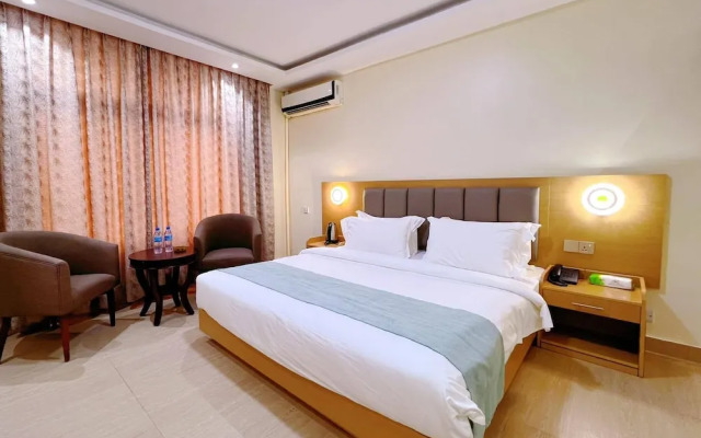 Fashion International Hotel