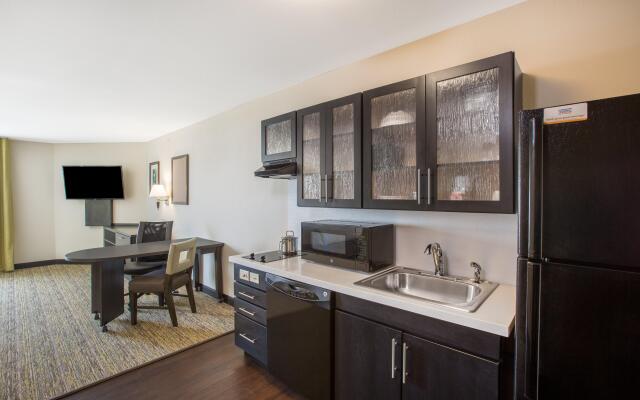 Candlewood Suites Omaha - Millard Area, an IHG Hotel