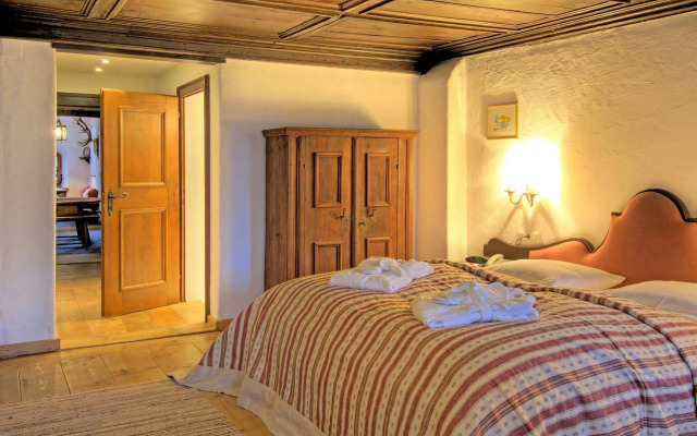 Schloss Prielau Hotel & Restaurants