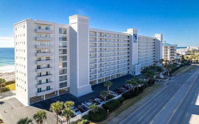 Oceania 405 3 Bedroom Condo by RedAwning
