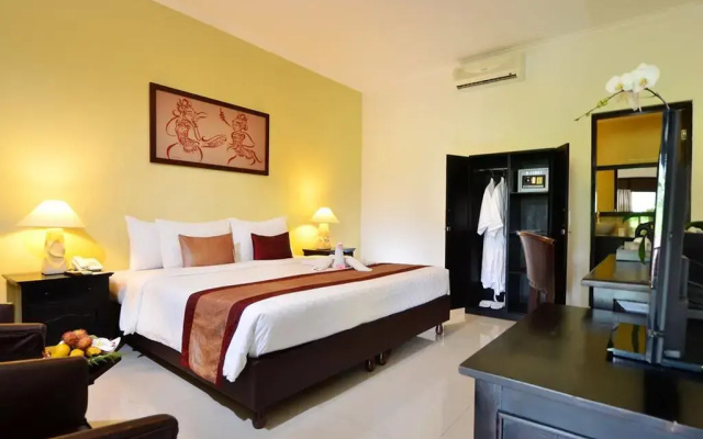 Sarinande Hotel