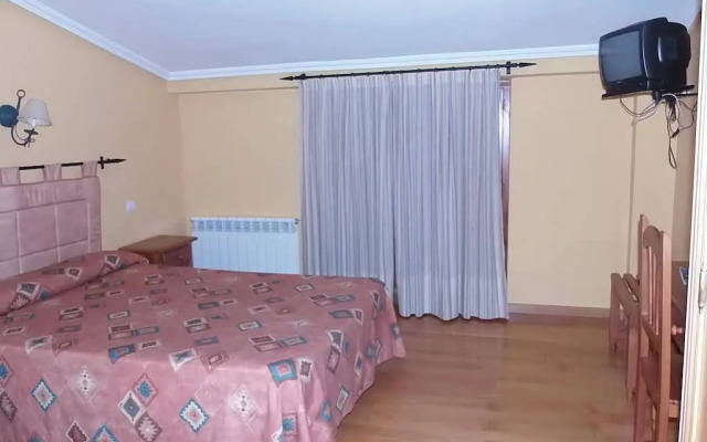 Hostal San Antolin
