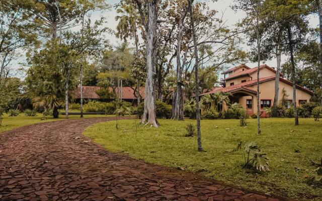 RESERVA NATURAL IGUAZú - POSADA PUERTO BEMBERG