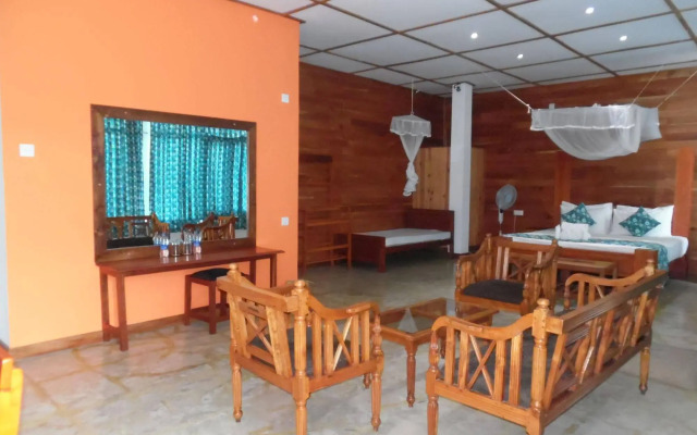 Thotupola Residence