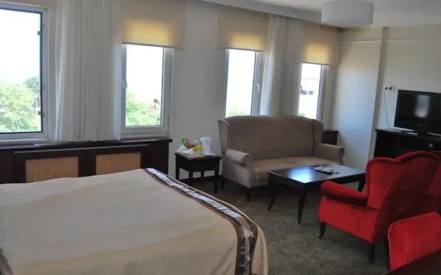 Atlıhan Hotel