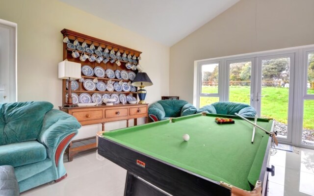Pentre Farmhouse