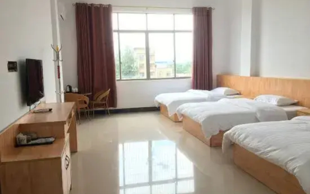 Dongxing Harbour Hotel