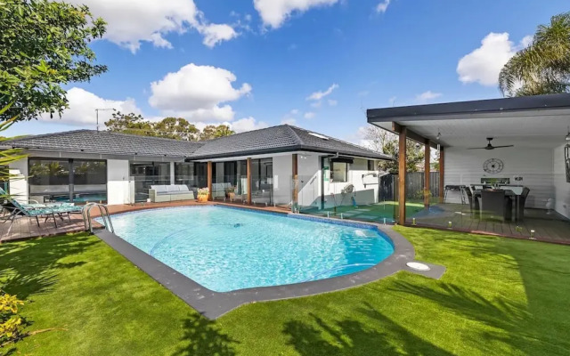 Holiday Home with Pool and Mini Golf