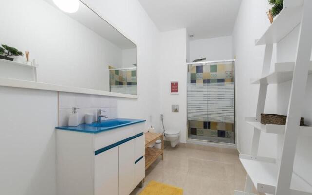 Old Town Lx Suites