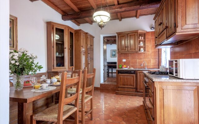 Exclusive Palazzo Schifanoia Apartment
