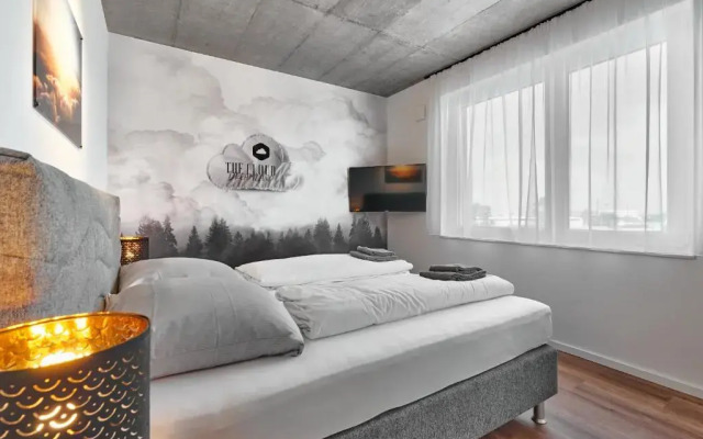 The Cloud Suite Apartments