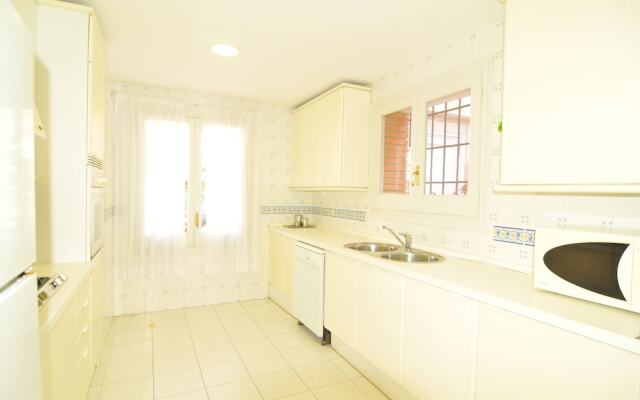 HomeHolidaysRentals Experience - Costa Barcelona
