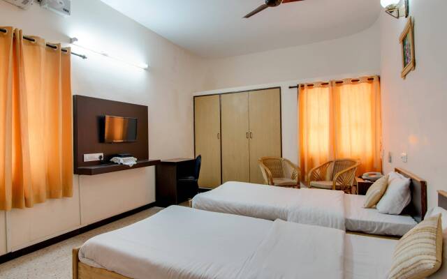 Cornerstay Serviced Apartment