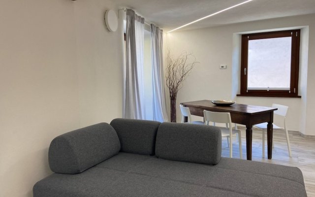 "bright Newly Renovated Apartment Cir Vda Saint-pierre 0014"