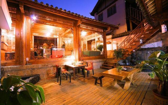 Ivys' Family Inn