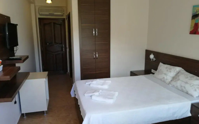 Nar Cicegi Otel Adrasan
