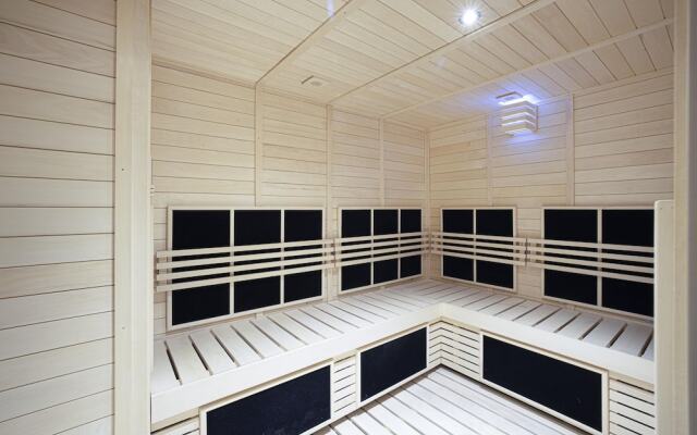 Waves - The Suite Dubai Luxury Waterfront Living