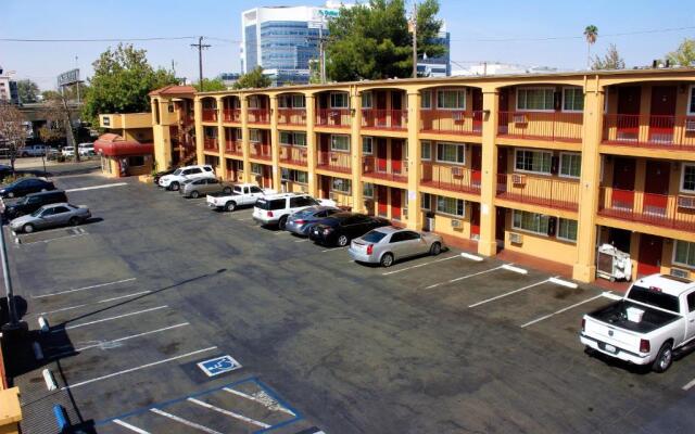 Roy Inn & Suites – Sacramento Midtown