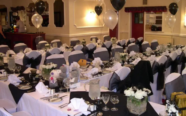 The Waverley Hotel