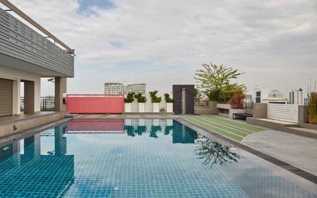 Bangkok Inter Place Hotel