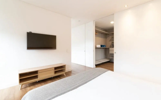 w Captivating 1BR in El Poblado