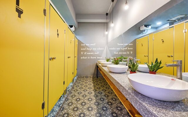 Nang Capsule Hostel