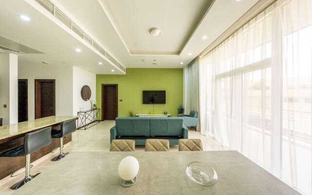 Modern beachfront 1BR apartment