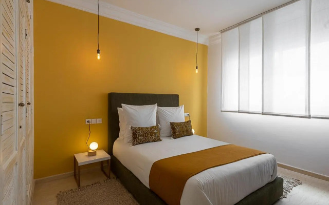 Luxury Two Bedrooms Apartment - Best Location