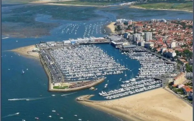 Appartement Arcachon, 2 Pièces, 4 Personnes - Fr-1-374-85