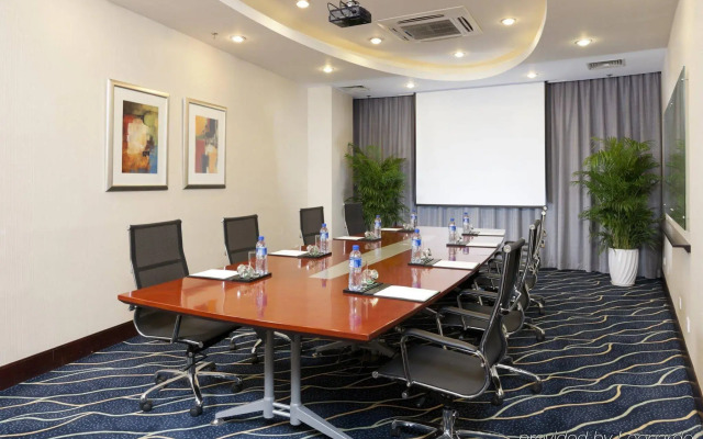 Holiday Inn Beijing Chang An West by IHG