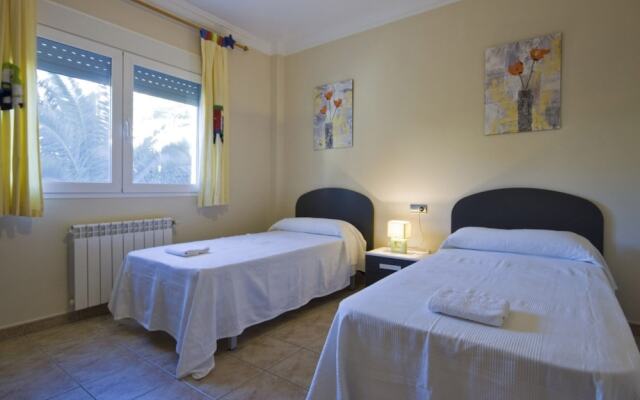 Villa - 5 Bedrooms with Pool, WiFi and Sea views - 105008