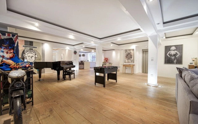 Exquisite 2400sqft 3 Bed Brick Lane Pad