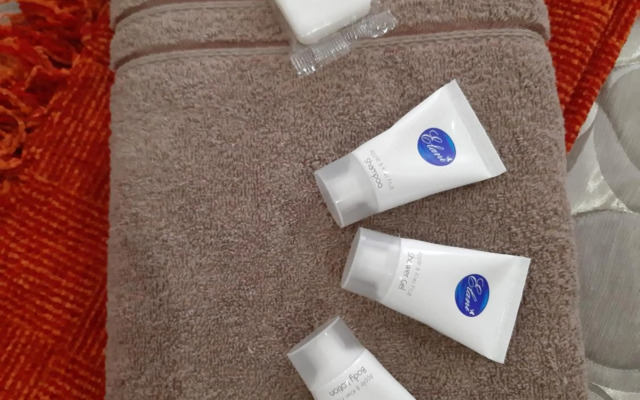 Roos Getaway Apartments #8