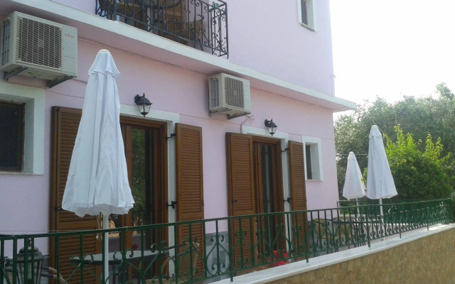 Vassilis Studios