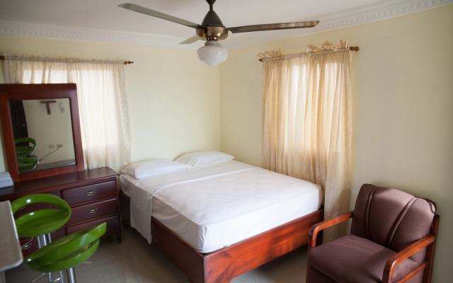 Tropical Island Aparthotel