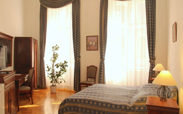 Kálvin House