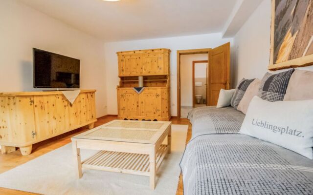 Apartment Karin Axams 18053
