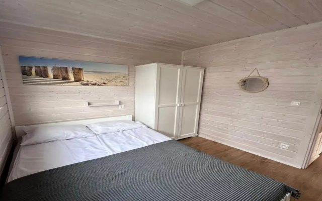 Holiday Homes Close to the Seaside Beach