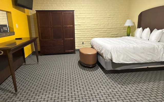 Historic Cow Palace Inn