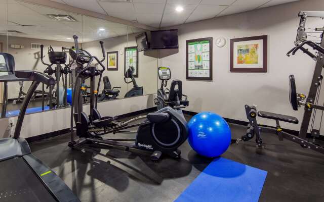 Best Western Plus Bowmanville