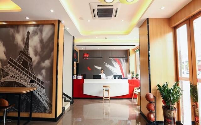 Thank Inn Hotel Guangdong Zhuhai Jiwan Hongqi Central Sqaure