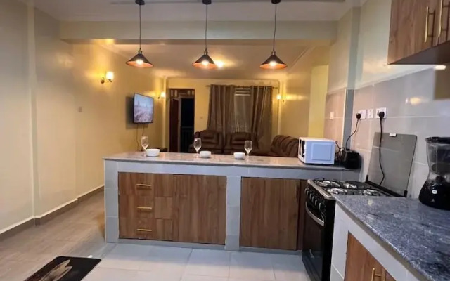 Lux Suites Kipande Family Apartments