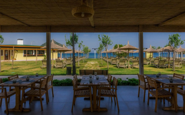 Club Marma Hotel